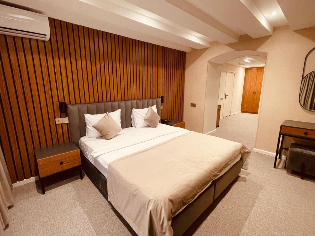 Eleven Hotel Baku Kültér fotó