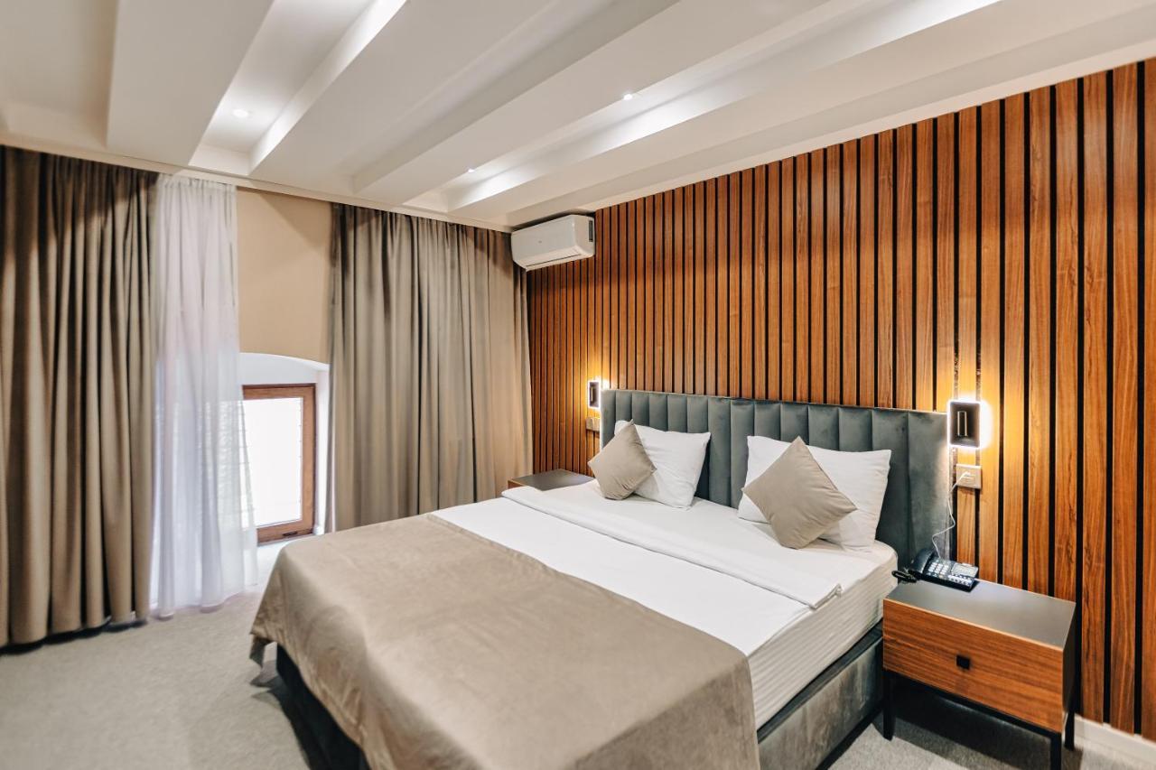 Eleven Hotel Baku Kültér fotó